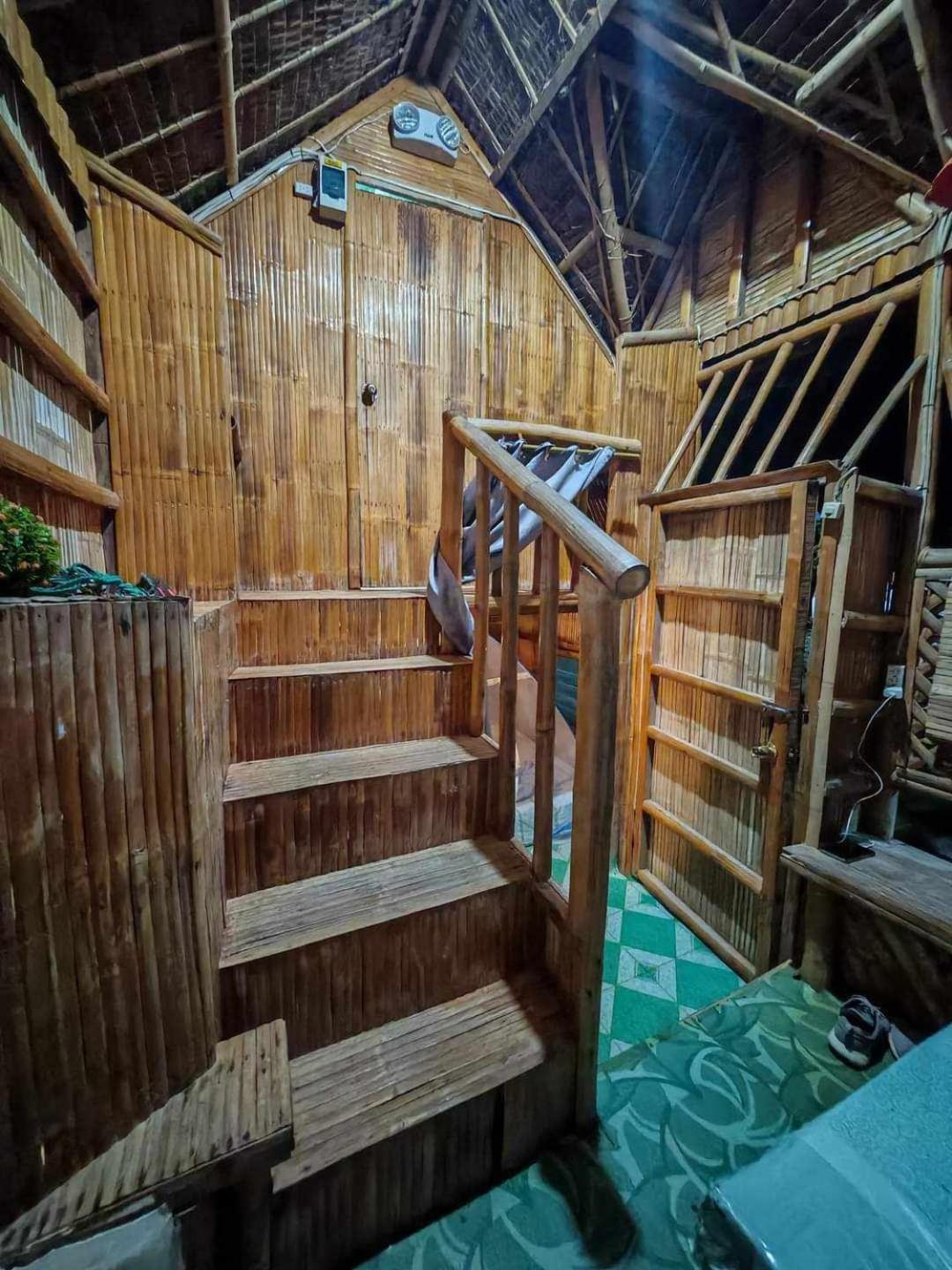 Nirvana Bamboo Houses & Dive Resort 莫阿尔博阿 外观 照片