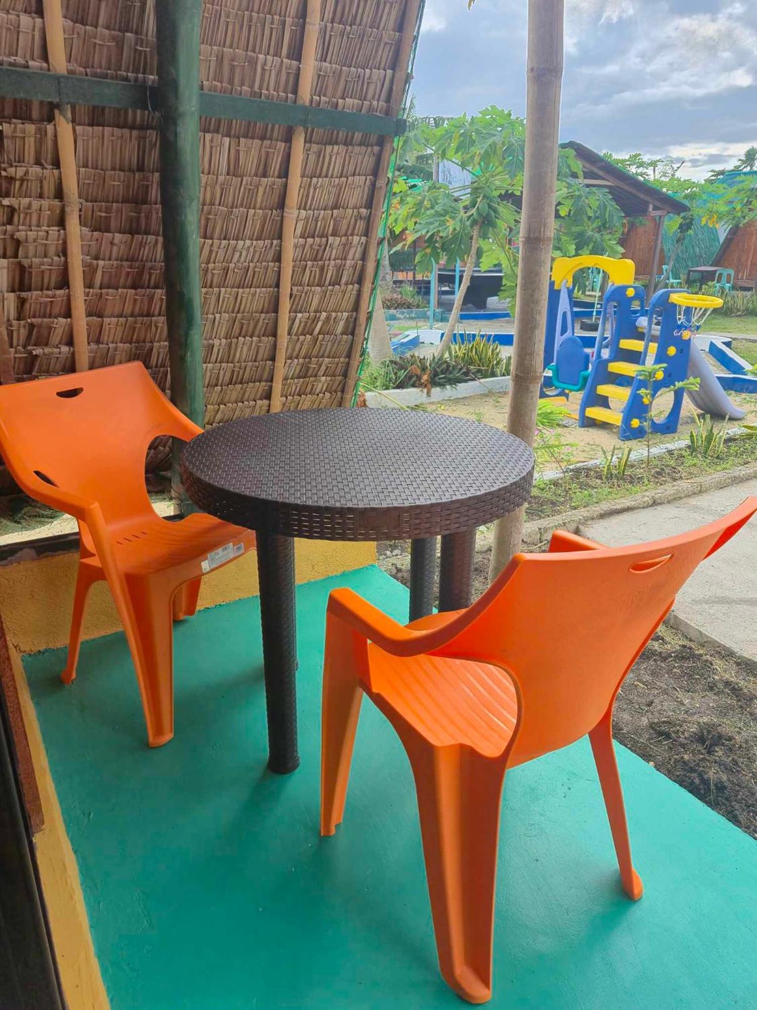 Nirvana Bamboo Houses & Dive Resort 莫阿尔博阿 外观 照片